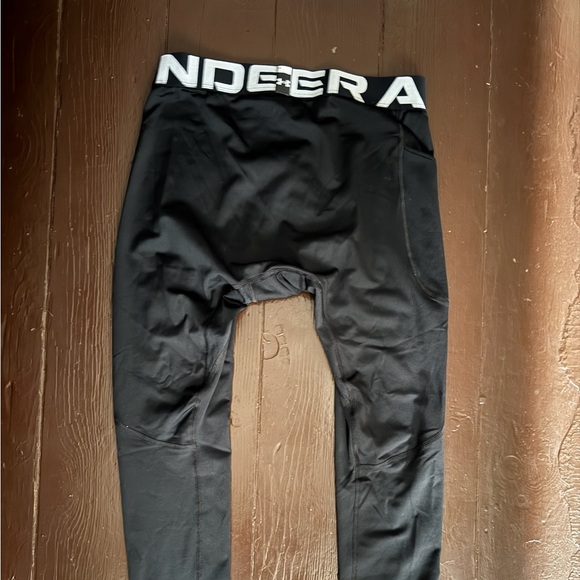Under Armour Thermal Black Leggings - Picture 4 of 5
